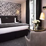 Rayz Eiffel Aparthotel Paris