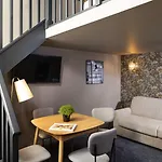 Rayz Eiffel Aparthotel 4*