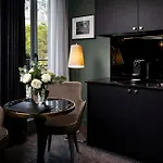 Aparthotel Rayz Eiffel 4*