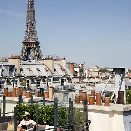 Aparthotel Rayz Eiffel 4*