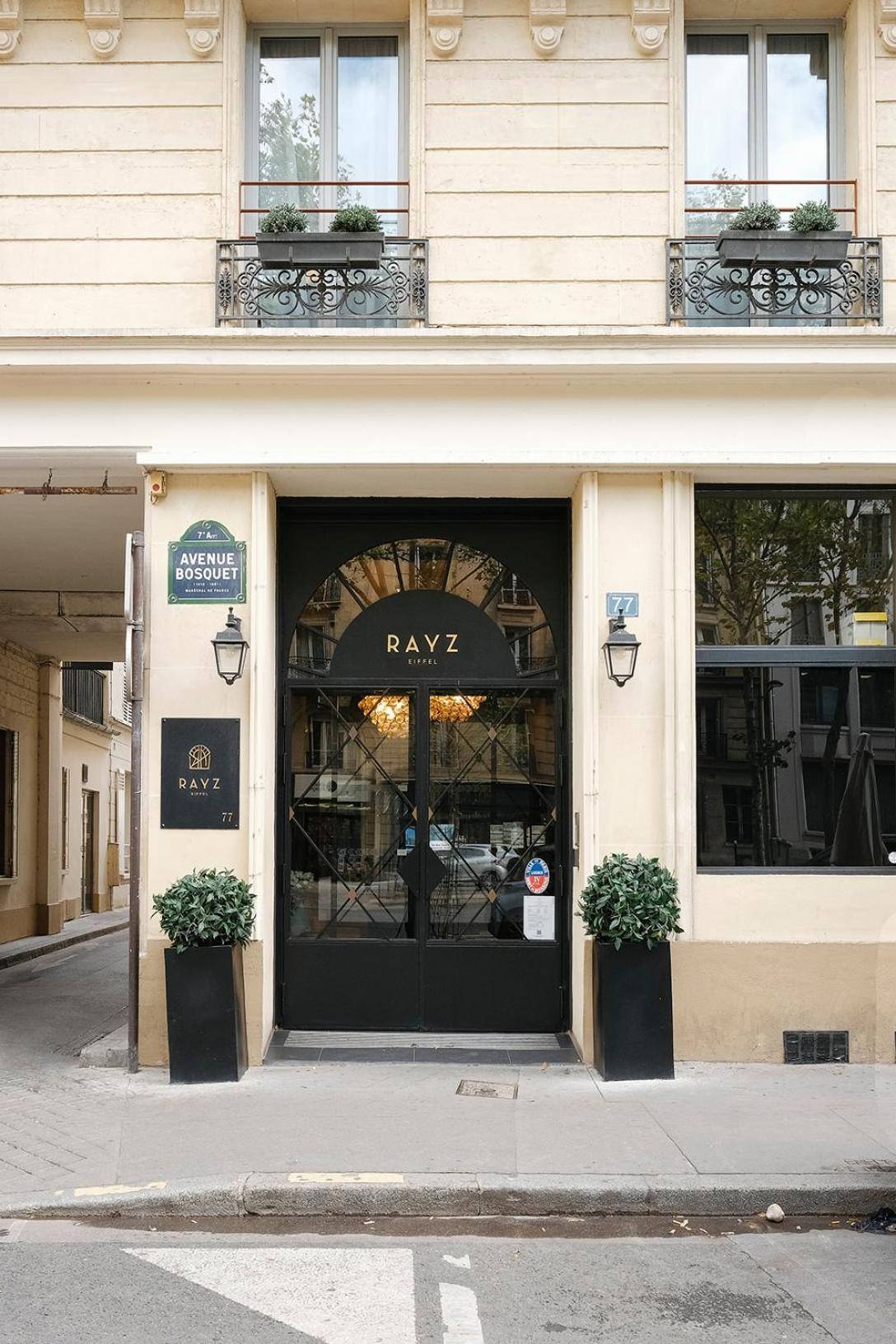 Rayz Eiffel 4*