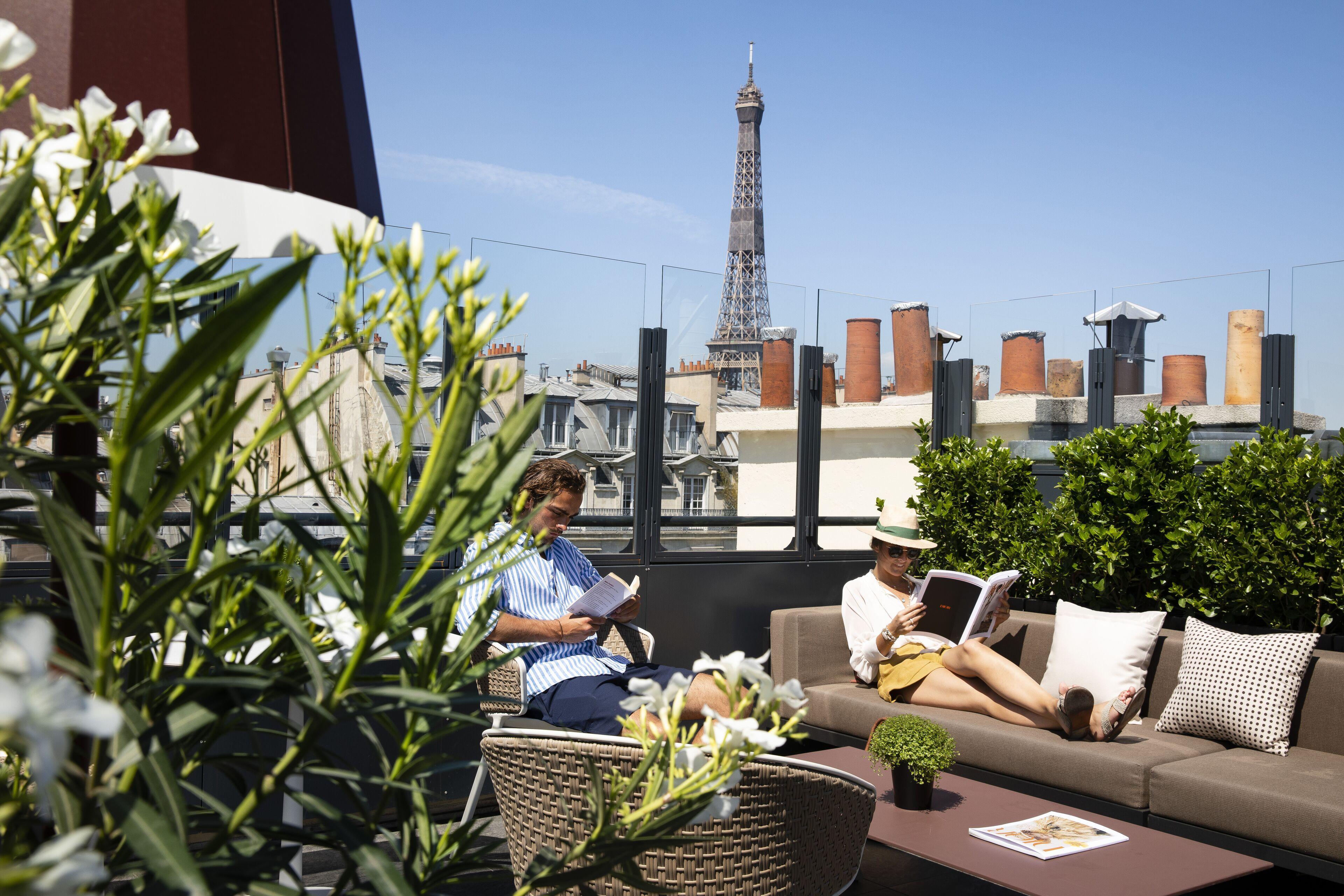 Rayz Eiffel Aparthotel