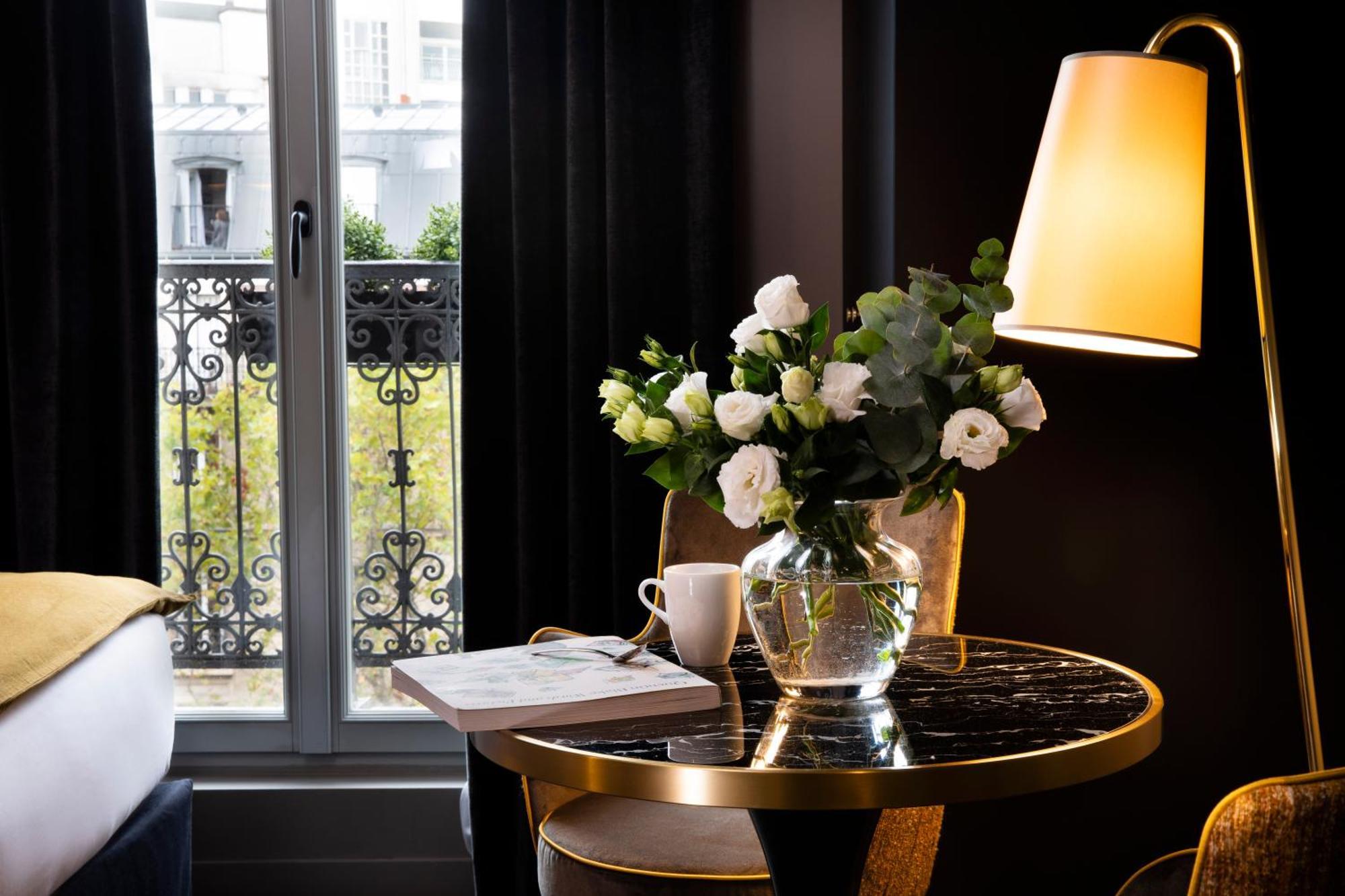 Rayz Eiffel Aparthotel